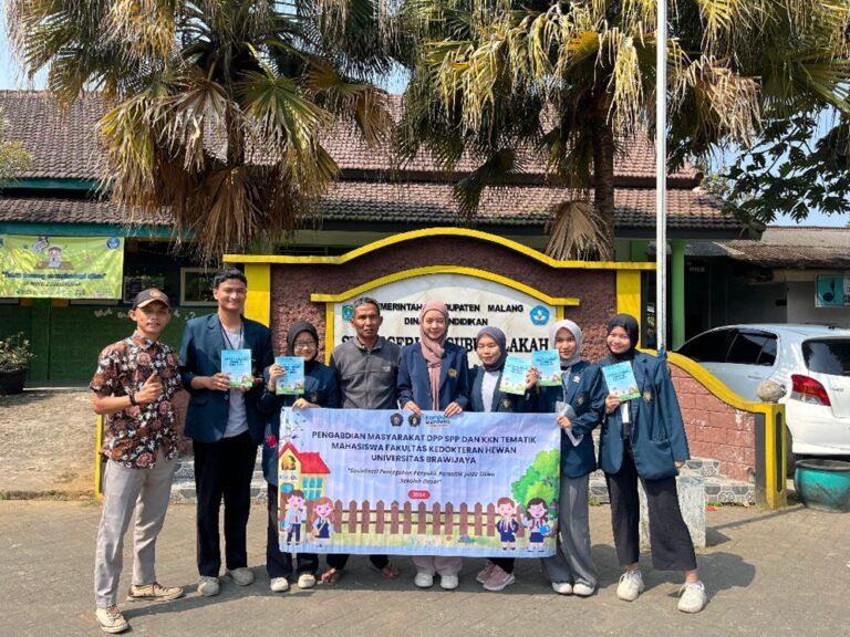 Socialisation on the Prevention of Zoonotic Parasitic Diseases through Clean and Healthy Living at Elementary School 2 Gubugklakah, Malang Regency