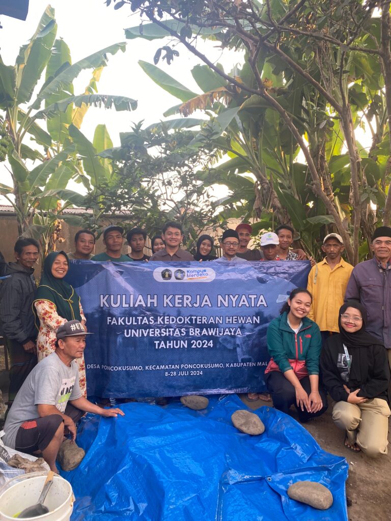 Pengabdian Masyarakat Penyuluhan dan Pembuatan Pupuk dari Limbah Kotoran sapi di Desa Poncokusumo, Kecamatan Poncokusumo, Kabupaten Malang